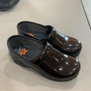 Dansko Womens black shoes 38